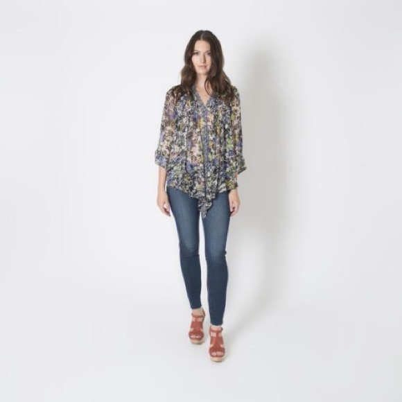 Elizabeth & James - Multicolor Floral Silk Semi-Sheer Butterfly Wing Top - Picture 3 of 5